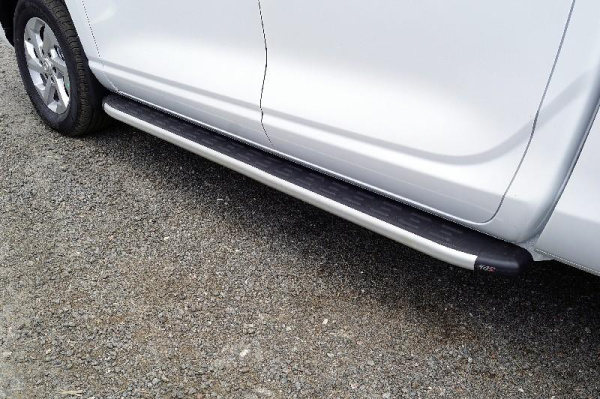 Пороги алюминиевые с пластиковой накладкой 1920 мм для Changan Hunter Plus