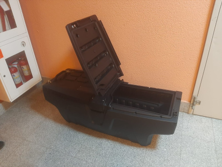 Ящик двухдверный, Китай